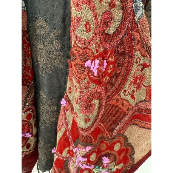 Soft Surroundings Womens 100% Wool Embroidered Cardigan Size Small Boho Artsy - Picture 10 of 13